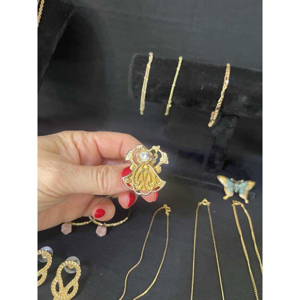 Vintage To Now Gold tone Jewelry Lot Necklace Bracelet Earrings Brooch - Picture 11 of 11